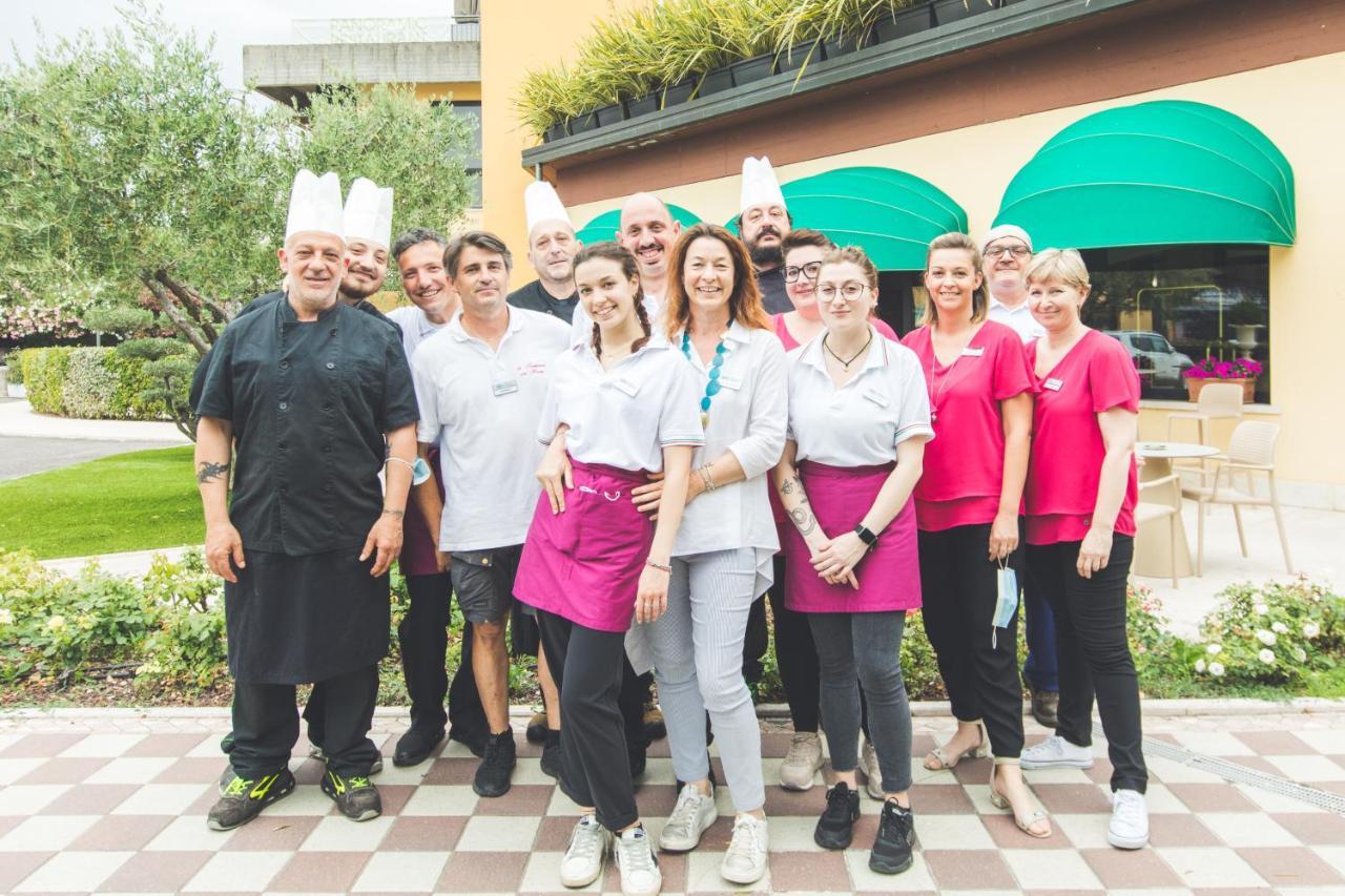 Hotel Ristorante Al Fiore Пескьера-дель-Гарда Экстерьер фото